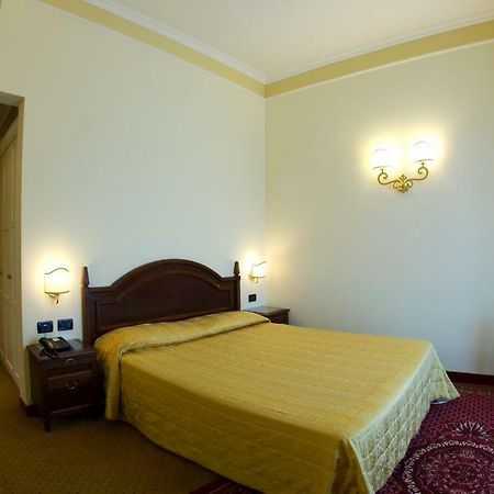 סלסומאג'יורה טרמה Hotel Villa Fiorita מראה חיצוני תמונה