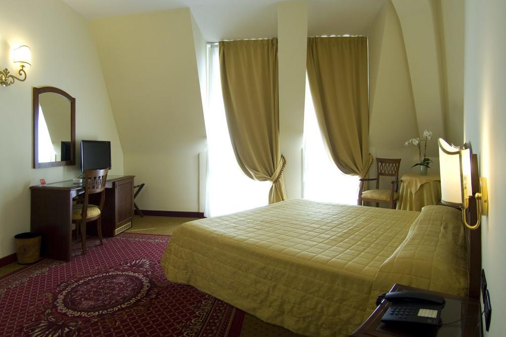 סלסומאג'יורה טרמה Hotel Villa Fiorita מראה חיצוני תמונה
